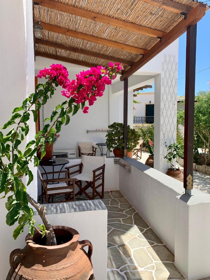 Antheia Hotel Folégandros Exterior foto